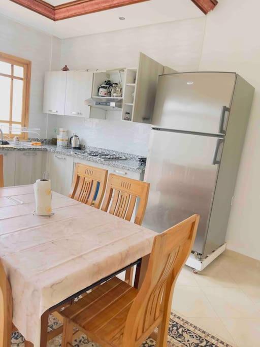 Ferme De Vacances Avec Une Grande Villa A Marrakech 马拉喀什 外观 照片