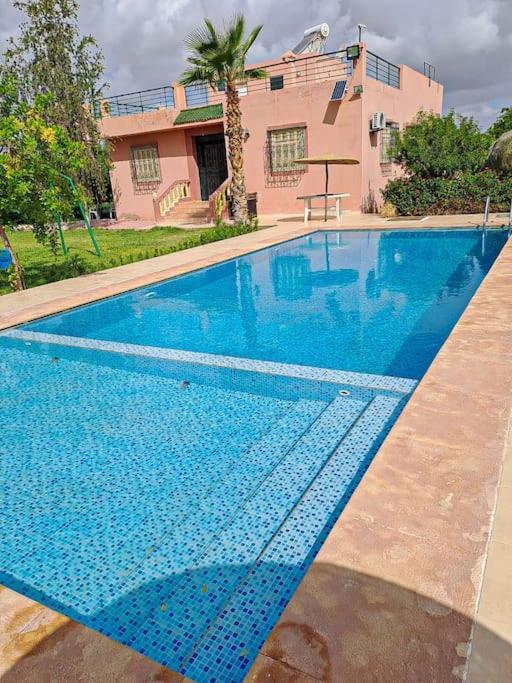 Ferme De Vacances Avec Une Grande Villa A Marrakech 马拉喀什 外观 照片