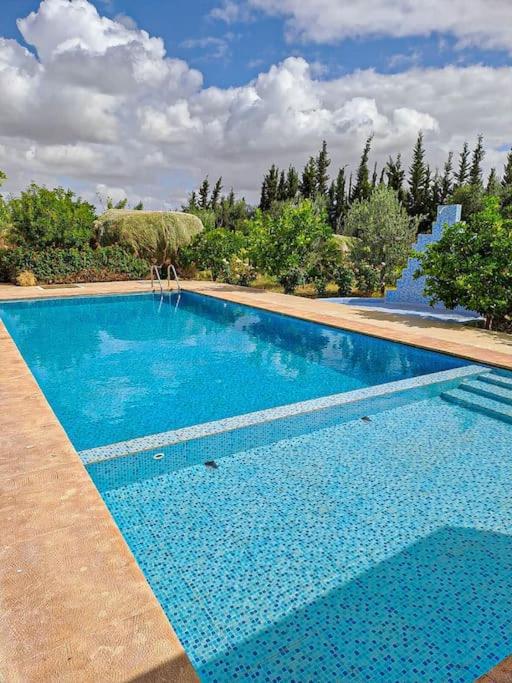 Ferme De Vacances Avec Une Grande Villa A Marrakech 马拉喀什 外观 照片