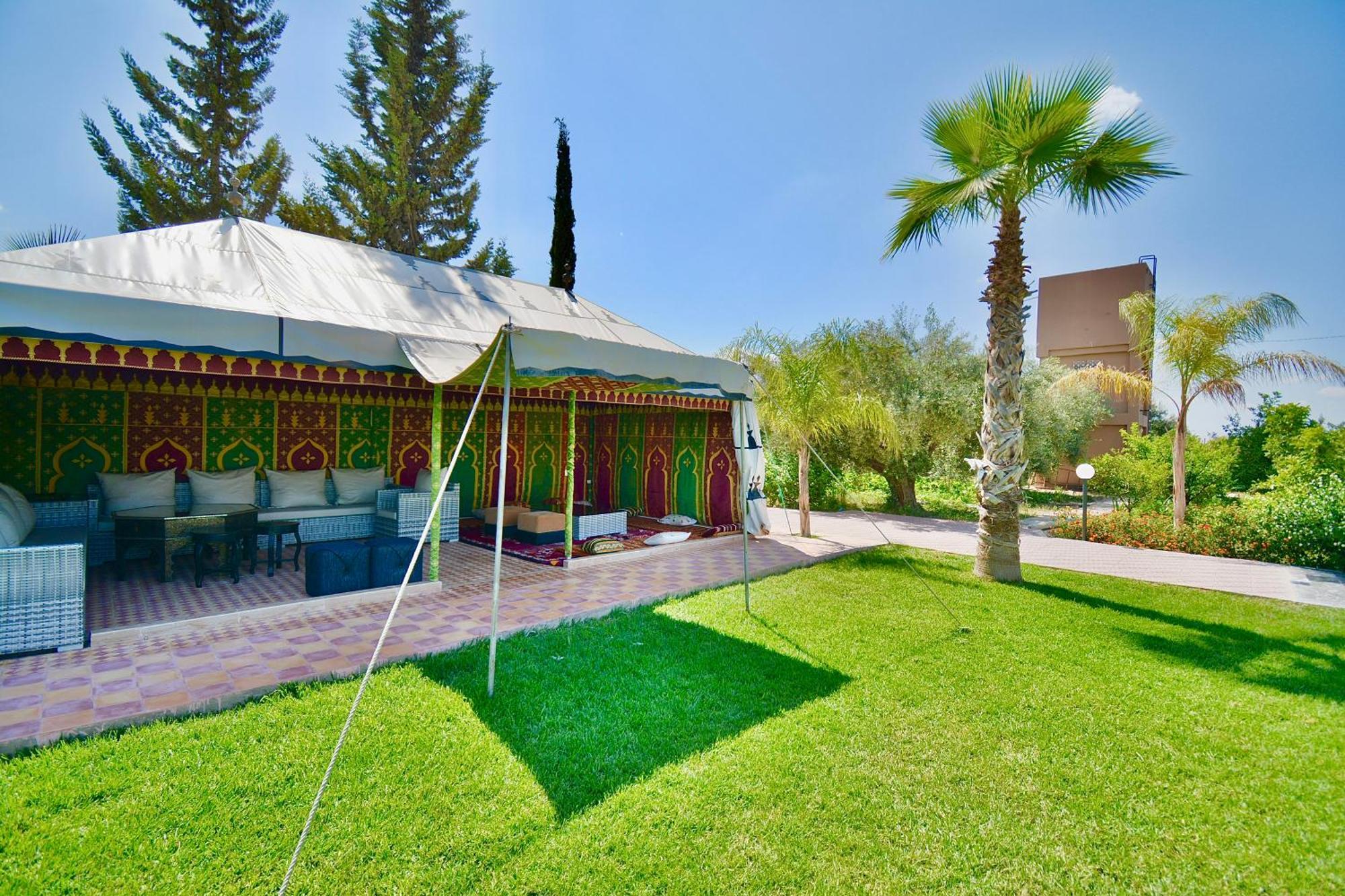 Ferme De Vacances Avec Une Grande Villa A Marrakech 马拉喀什 外观 照片