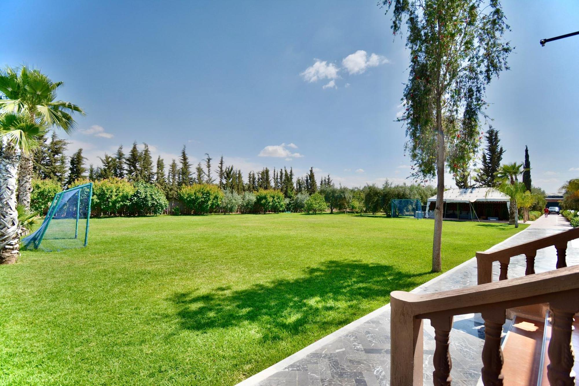 Ferme De Vacances Avec Une Grande Villa A Marrakech 马拉喀什 外观 照片